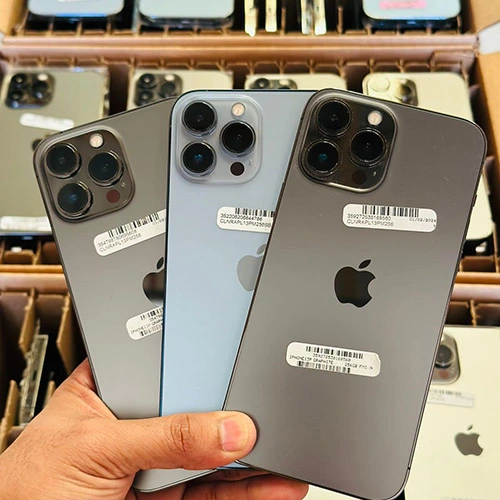 أسباب التقلبات في أسعار إعادة شراء أجهزة iPhone المستعملة في السوق