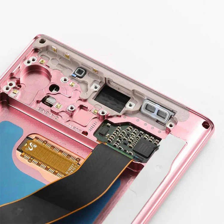 ملاحظة 10 شاشات LCD